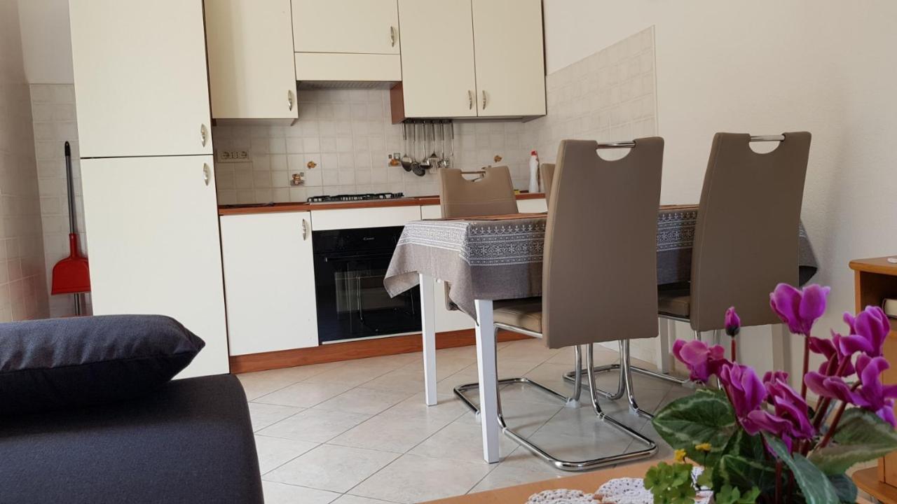 Apartmani Marija Baška Eksteriør billede