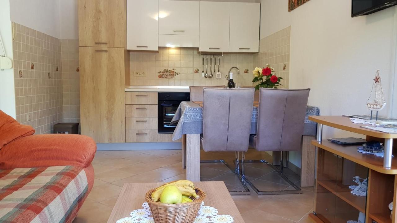 Apartmani Marija Baška Eksteriør billede