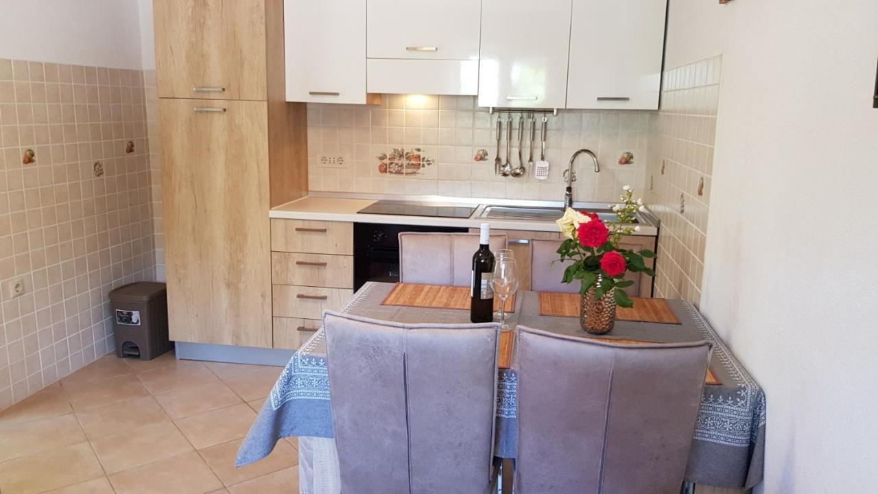 Apartmani Marija Baška Eksteriør billede