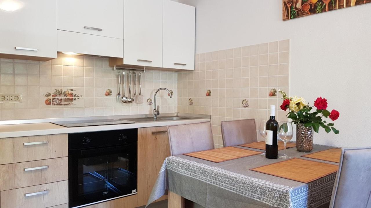 Apartmani Marija Baška Eksteriør billede