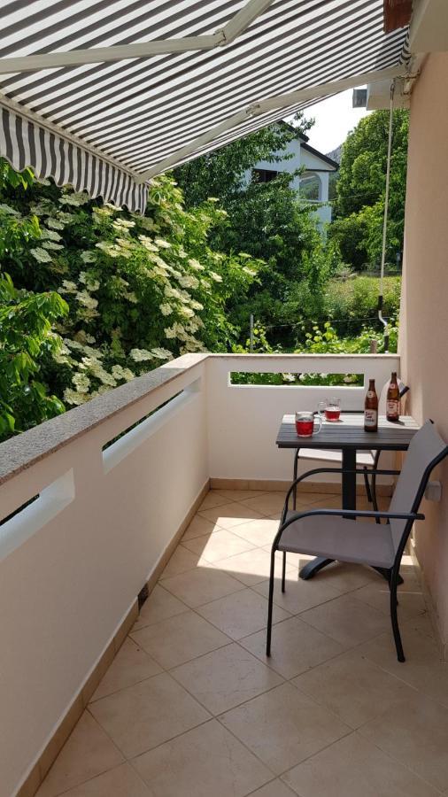 Apartmani Marija Baška Eksteriør billede