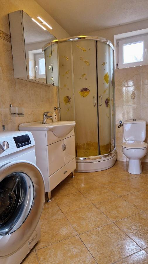 Apartmani Marija Baška Eksteriør billede